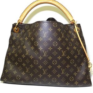 Louis Vuitton Monogram Atsy Shoulderbag